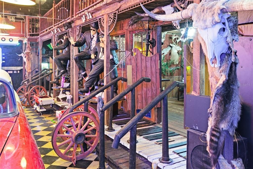 На продажу: $500,000 (3 спален, 3 ванн, 4107 Квадратных фут)