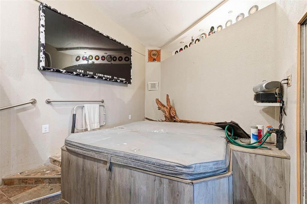 На продажу: $500,000 (3 спален, 3 ванн, 4107 Квадратных фут)