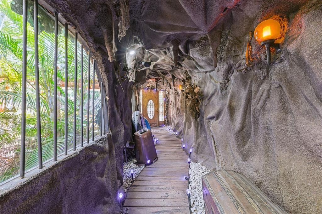 На продажу: $500,000 (3 спален, 3 ванн, 4107 Квадратных фут)