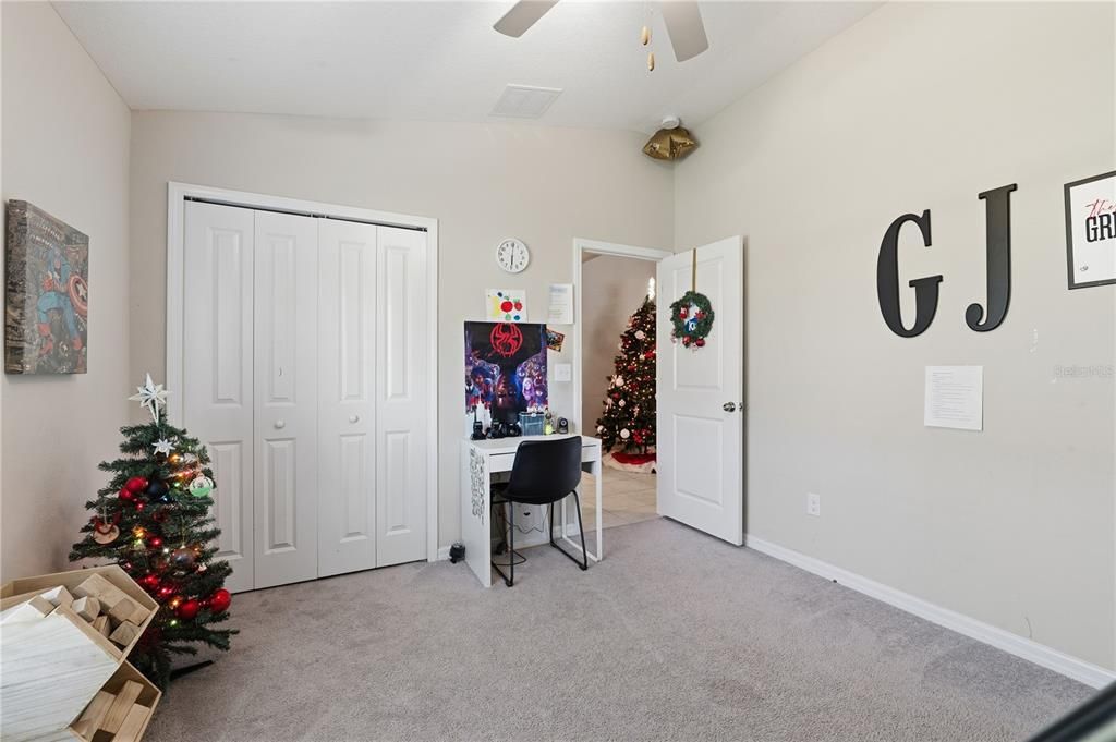 For Sale: $237,500 (3 beds, 2 baths, 1495 Square Feet)