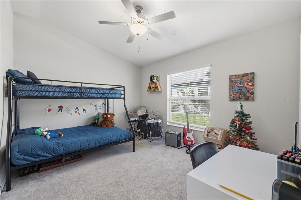 For Sale: $237,500 (3 beds, 2 baths, 1495 Square Feet)