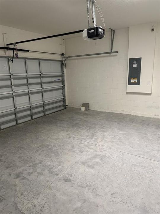 For Rent: $3,100 (3 beds, 2 baths, 1504 Square Feet)