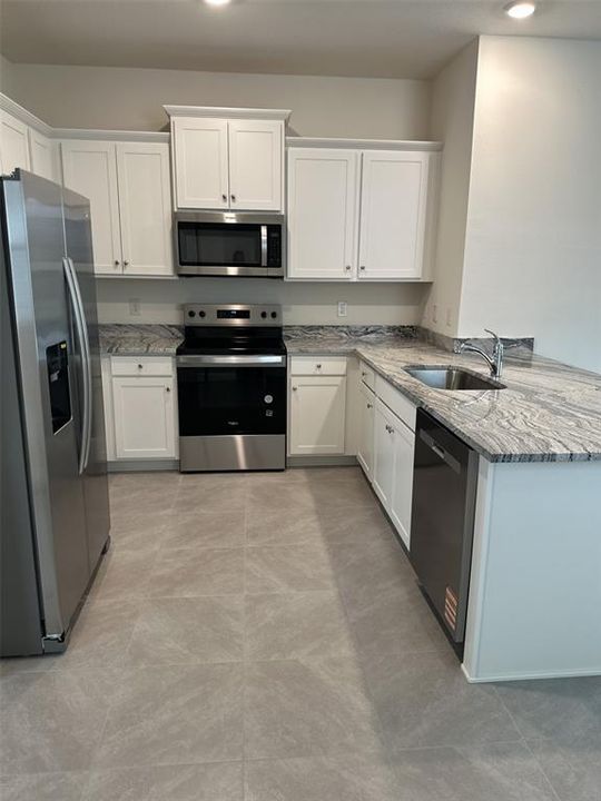 For Rent: $3,100 (3 beds, 2 baths, 1504 Square Feet)