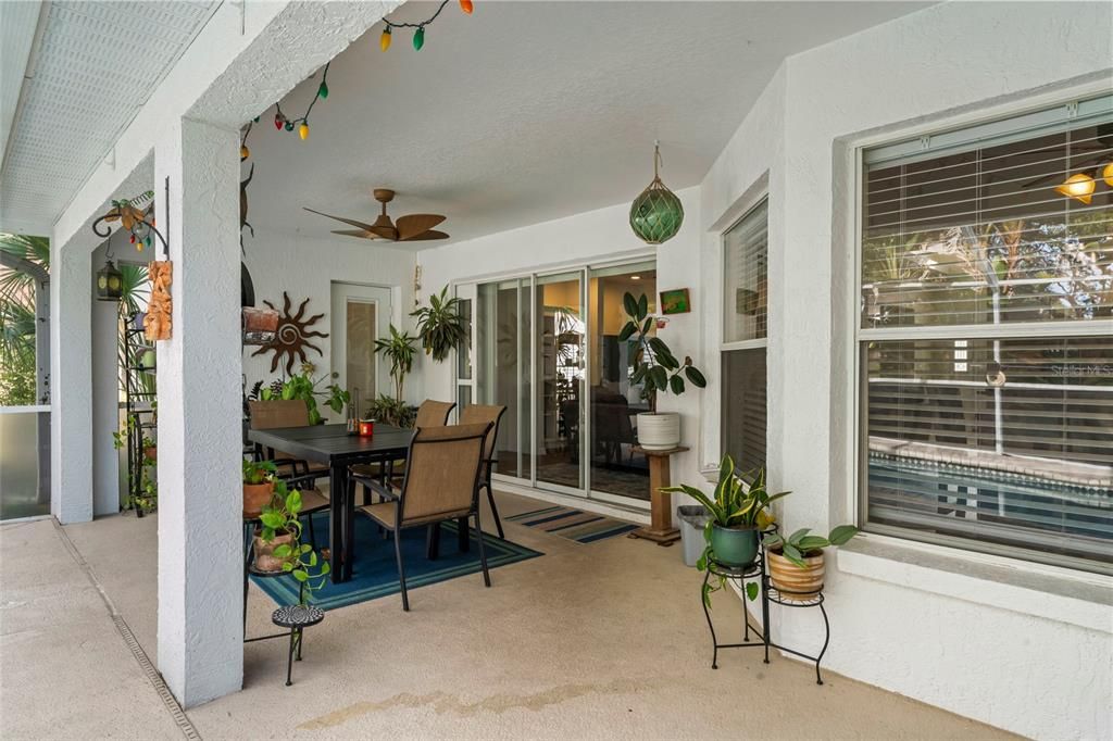 For Sale: $345,000 (3 beds, 2 baths, 1764 Square Feet)