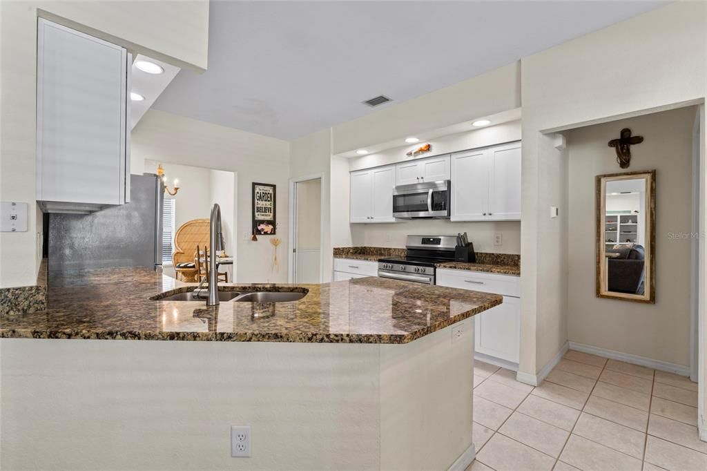 For Sale: $345,000 (3 beds, 2 baths, 1764 Square Feet)