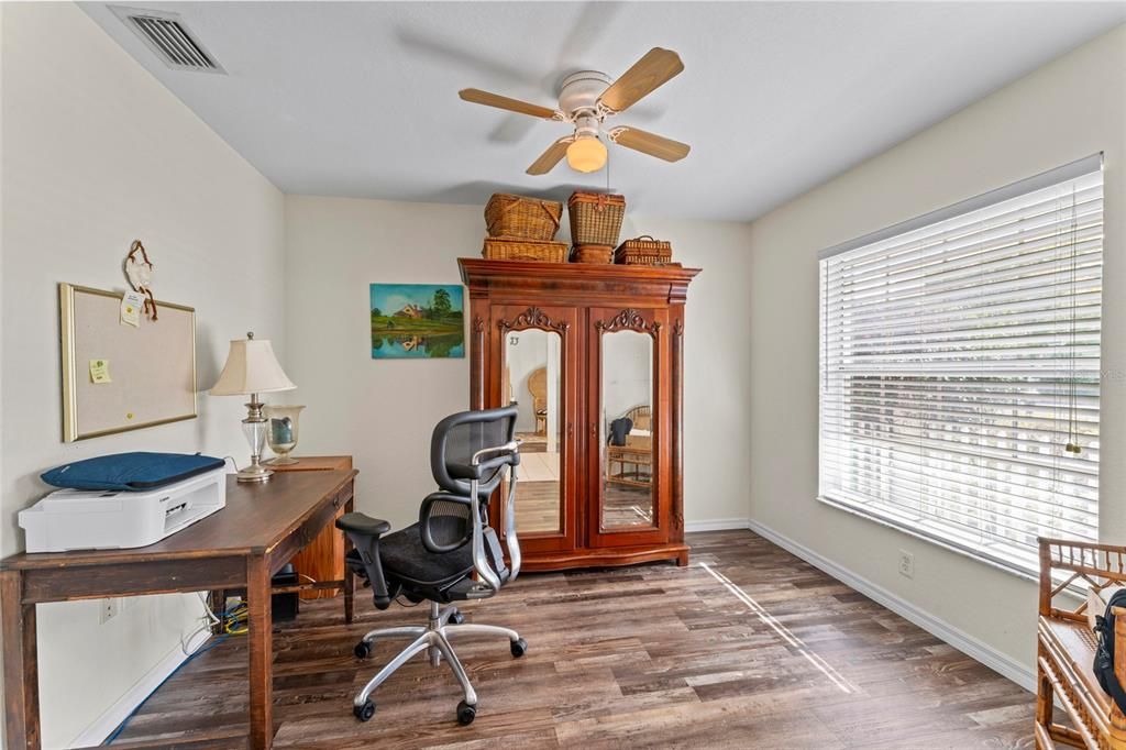 For Sale: $345,000 (3 beds, 2 baths, 1764 Square Feet)