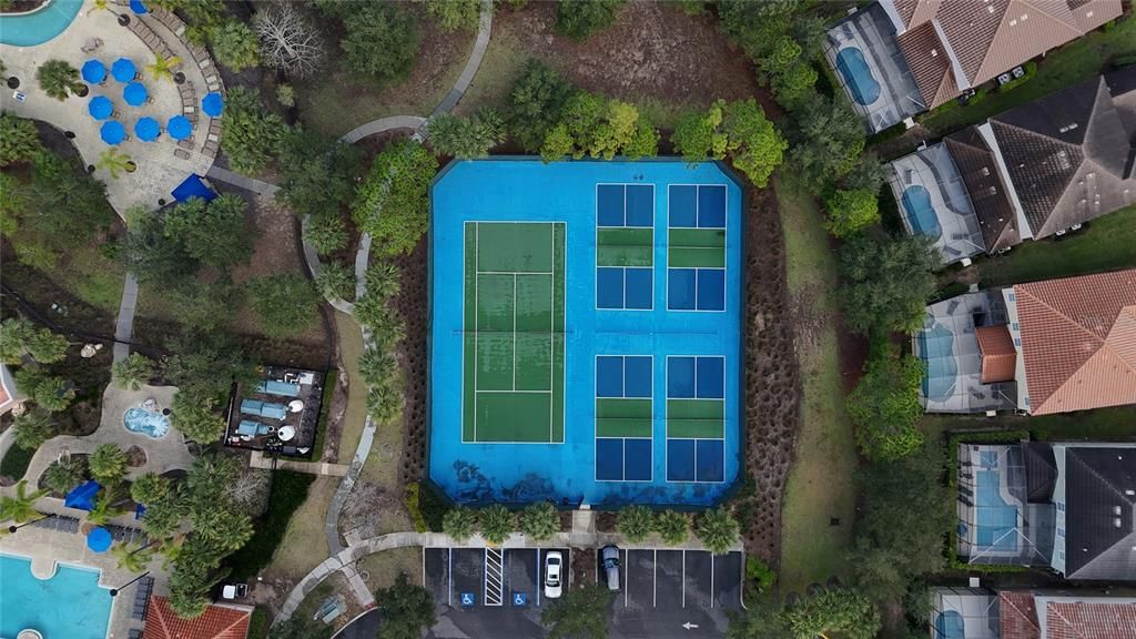 For Sale: $539,000 (5 beds, 5 baths, 2099 Square Feet)