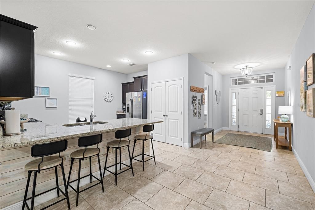 For Sale: $539,000 (5 beds, 5 baths, 2099 Square Feet)