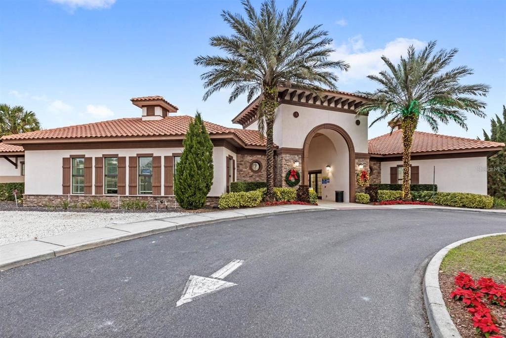 For Sale: $539,000 (5 beds, 5 baths, 2099 Square Feet)