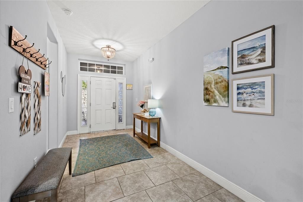 For Sale: $539,000 (5 beds, 5 baths, 2099 Square Feet)