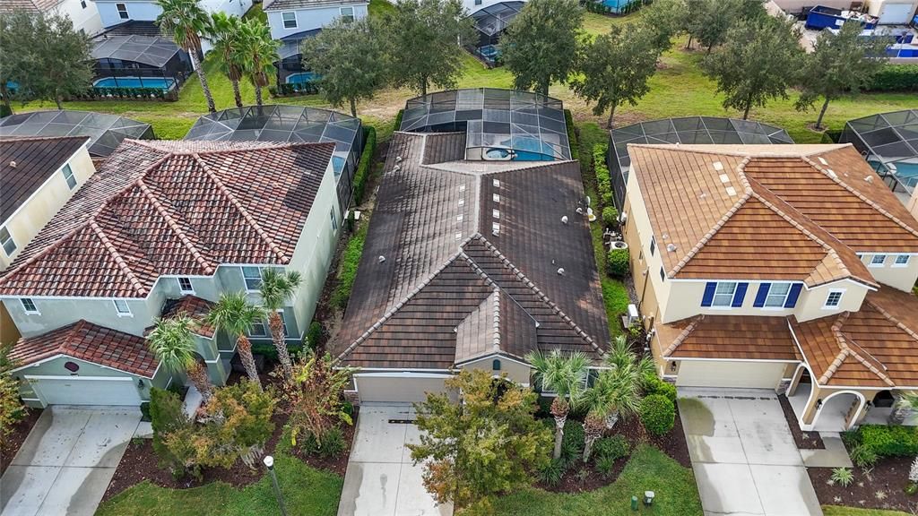 For Sale: $539,000 (5 beds, 5 baths, 2099 Square Feet)