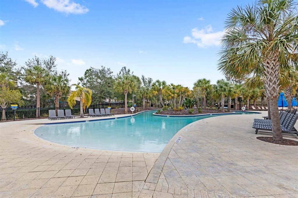 For Sale: $539,000 (5 beds, 5 baths, 2099 Square Feet)