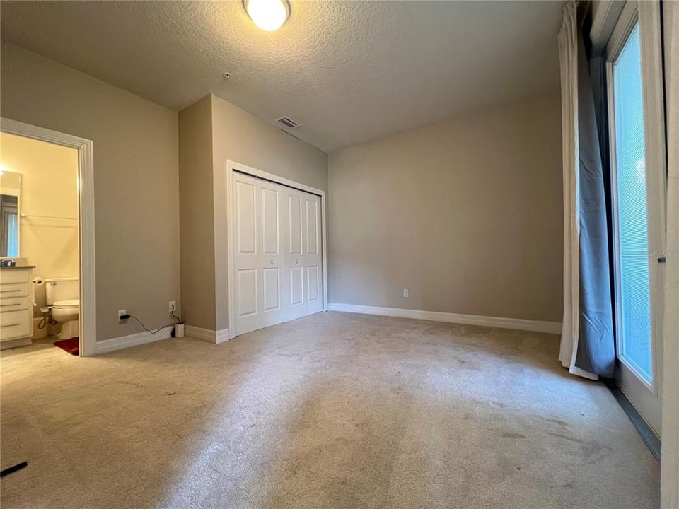 En Renta: $4,000 (3 camas, 3 baños, 2508 Pies cuadrados)