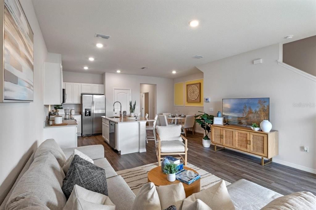 For Sale: $299,490 (3 beds, 2 baths, 1673 Square Feet)