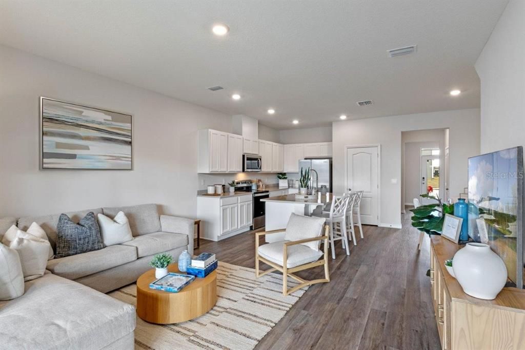 For Sale: $299,490 (3 beds, 2 baths, 1673 Square Feet)