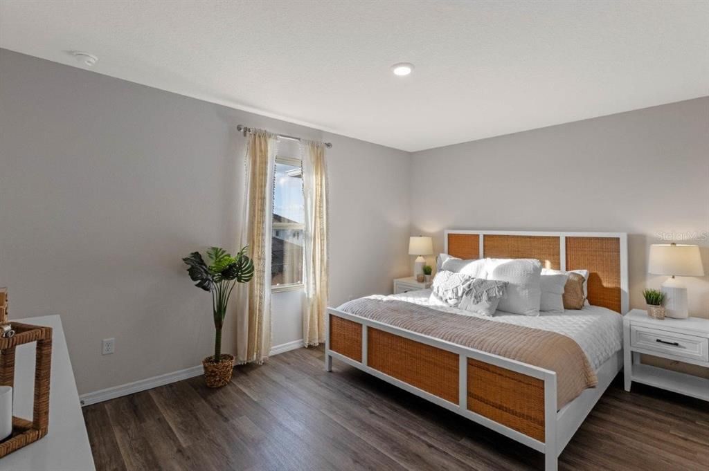 For Sale: $299,490 (3 beds, 2 baths, 1673 Square Feet)