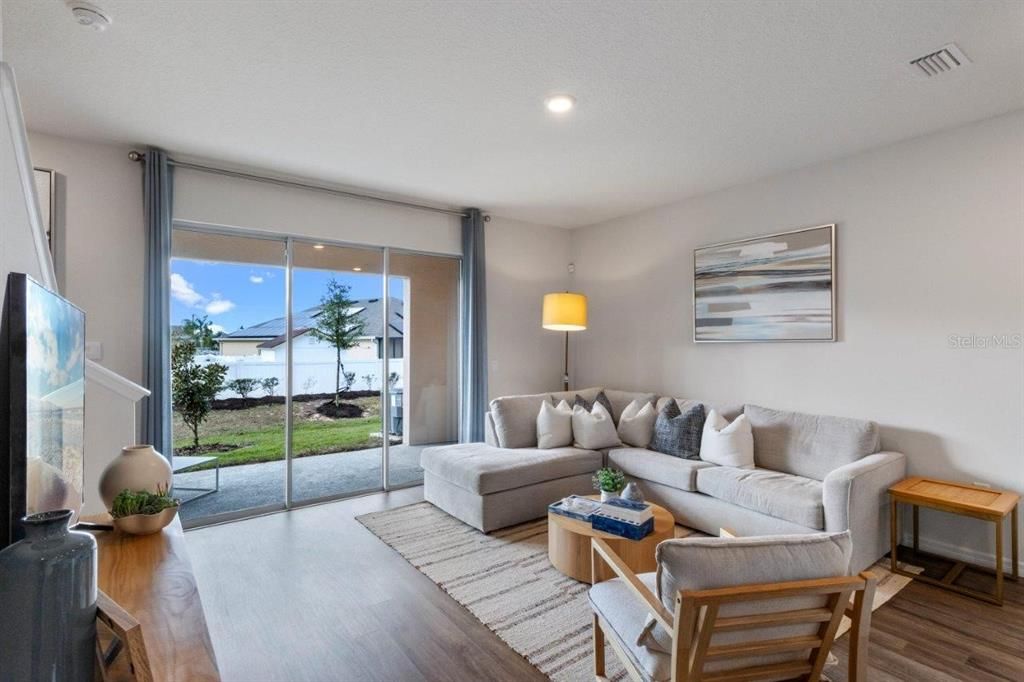 For Sale: $299,490 (3 beds, 2 baths, 1673 Square Feet)