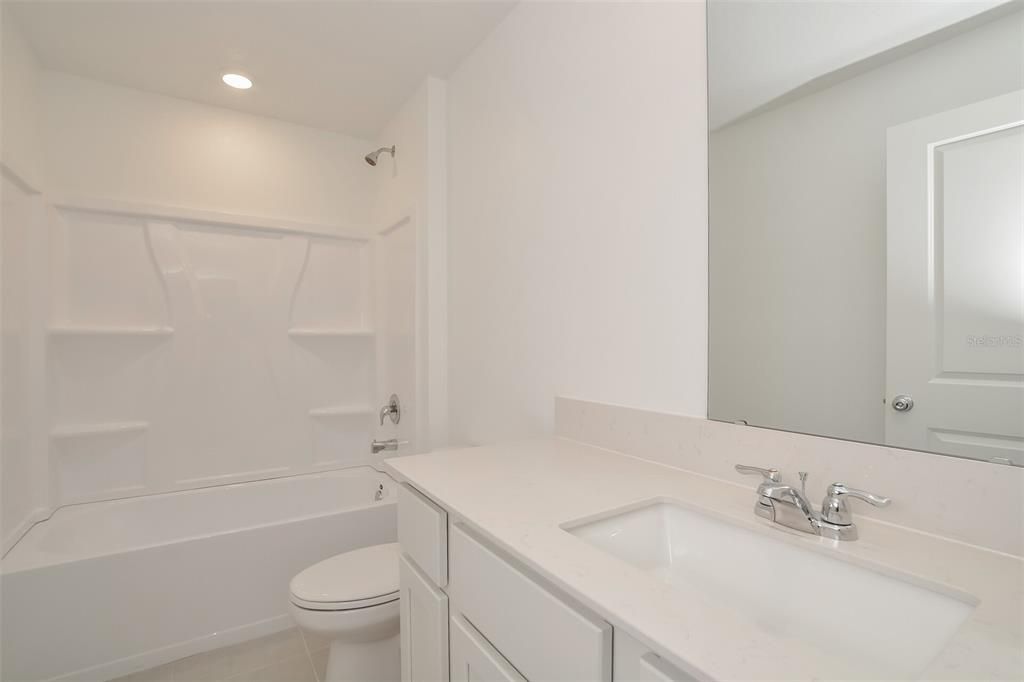 В аренду: $1,870 (4 спален, 2 ванн, 1824 Квадратных фут)