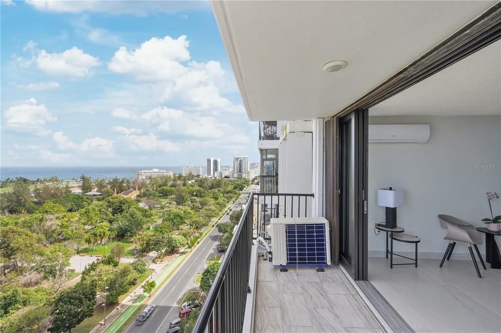 For Rent: $3,000 (2 beds, 1 baths, 1007 Square Feet)