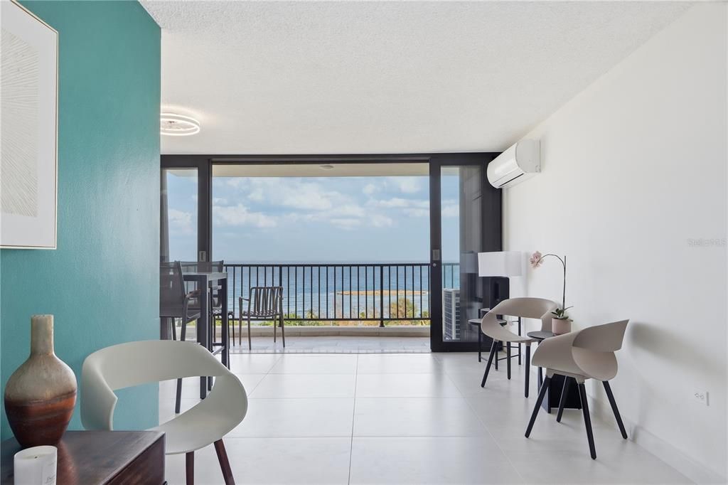 For Rent: $3,000 (2 beds, 1 baths, 1007 Square Feet)