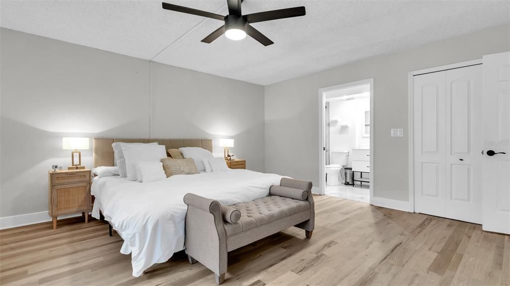 For Rent: $2,480 (2 beds, 2 baths, 1400 Square Feet)