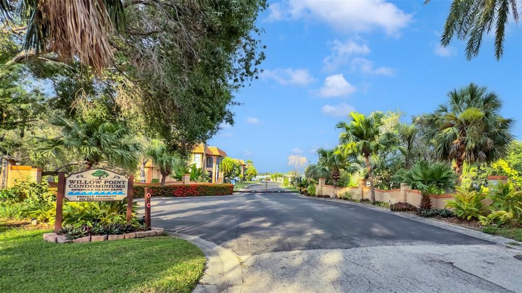 For Rent: $2,480 (2 beds, 2 baths, 1400 Square Feet)