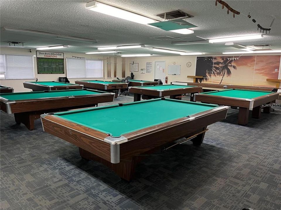 На продажу: $167,500 (1 спален, 1 ванн, 815 Квадратных фут)