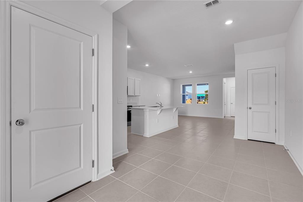 En Renta: $1,850 (3 camas, 2 baños, 1628 Pies cuadrados)