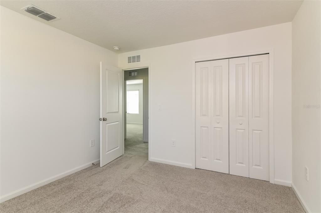 For Rent: $2,195 (5 beds, 3 baths, 2326 Square Feet)