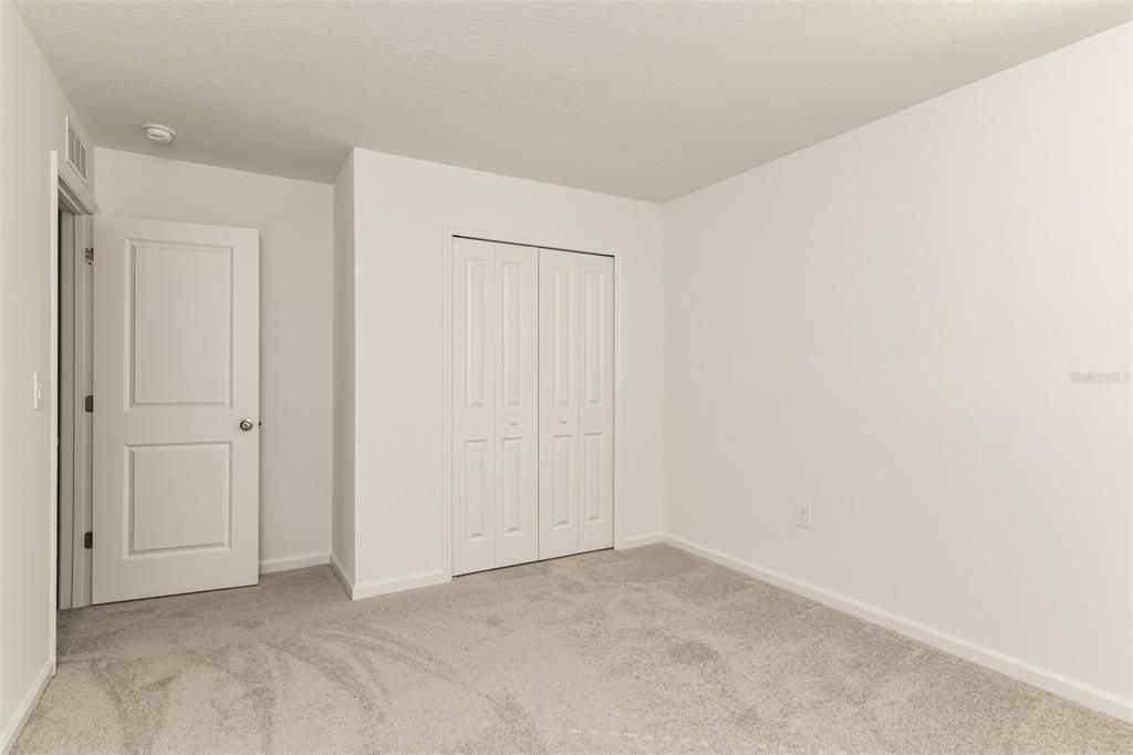 For Rent: $2,195 (5 beds, 3 baths, 2326 Square Feet)