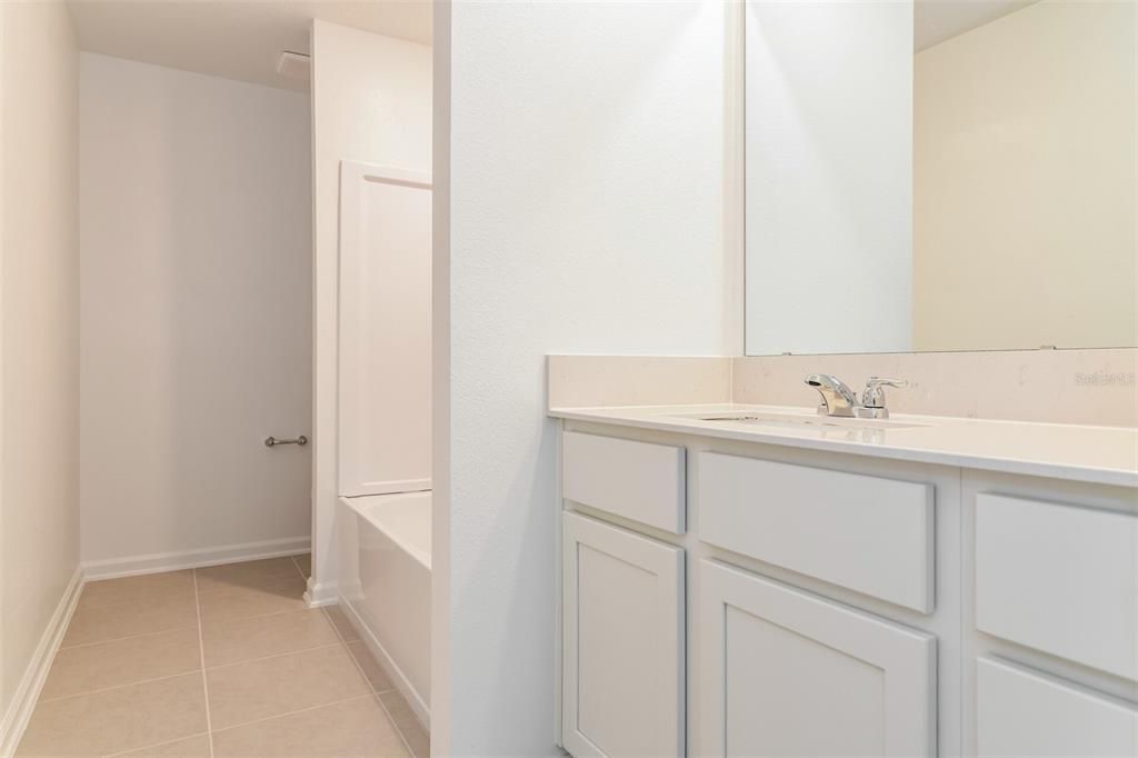 For Rent: $2,195 (5 beds, 3 baths, 2326 Square Feet)