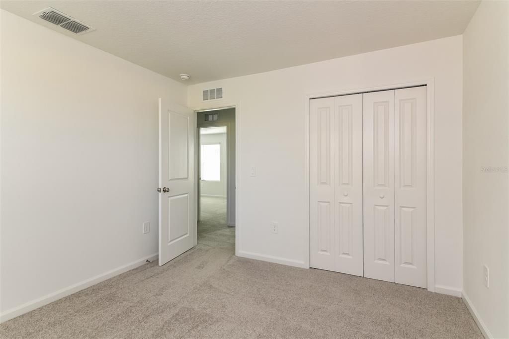 For Rent: $2,195 (5 beds, 3 baths, 2326 Square Feet)