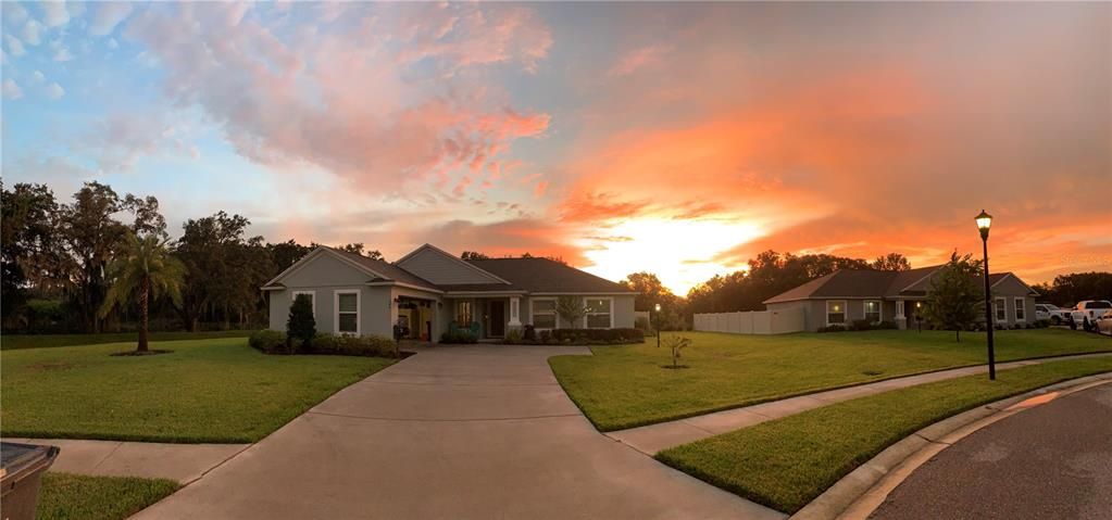 В аренду: $3,000 (3 спален, 2 ванн, 1796 Квадратных фут)