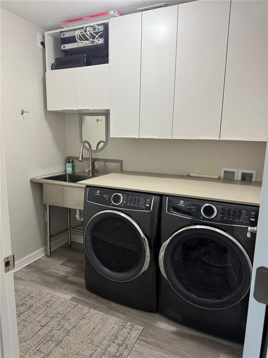 В аренду: $3,000 (3 спален, 2 ванн, 1796 Квадратных фут)