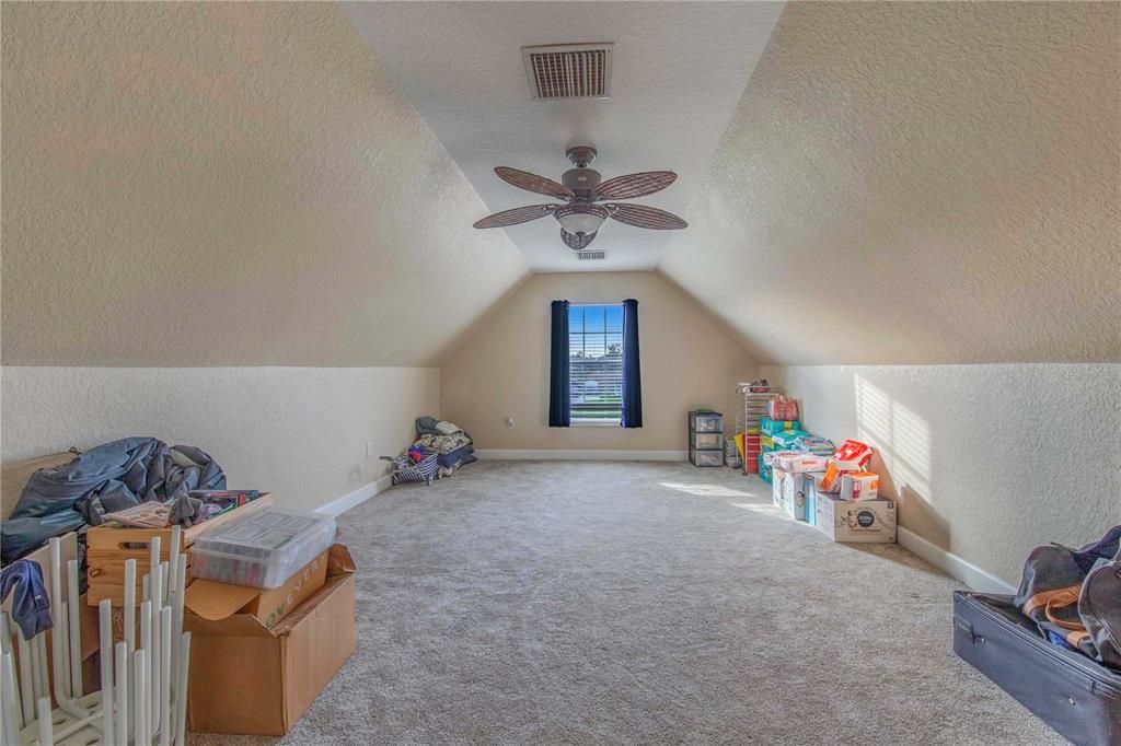 待售: $625,000 (3 贝兹, 2 浴室, 2485 平方英尺)