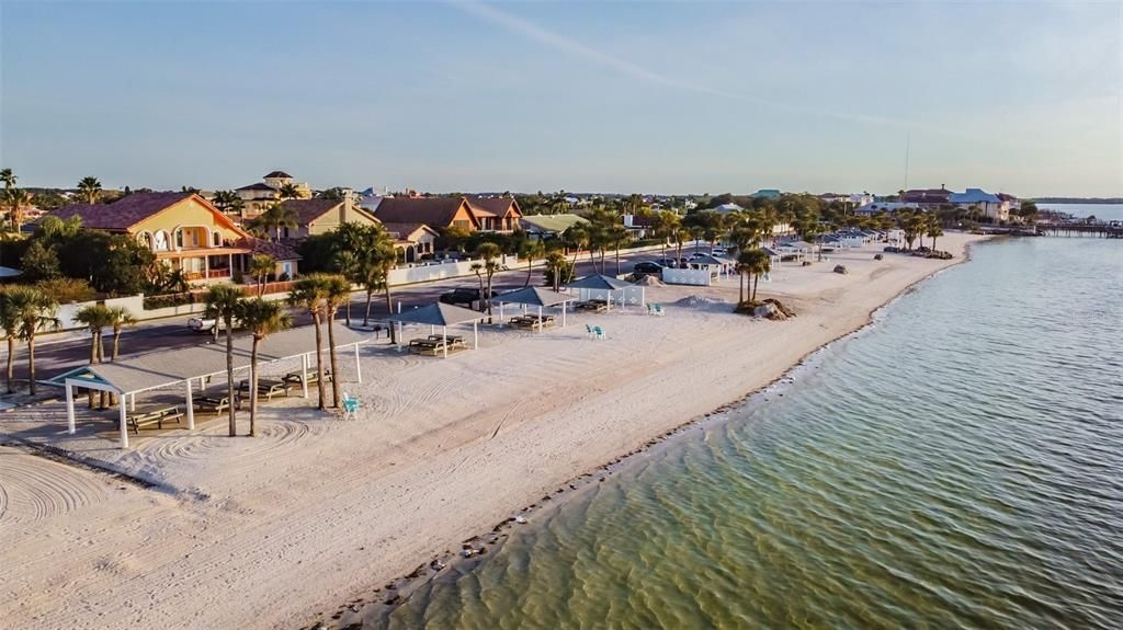 For Sale: $99,900 (1 beds, 1 baths, 540 Square Feet)