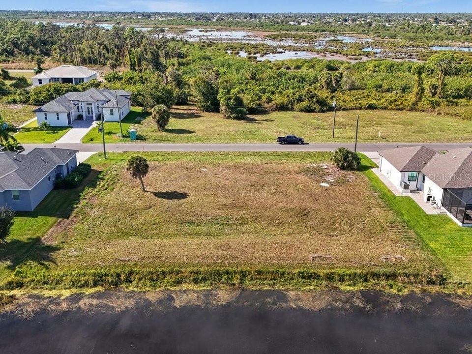 En Venta: $65,000 (0.23 acres)