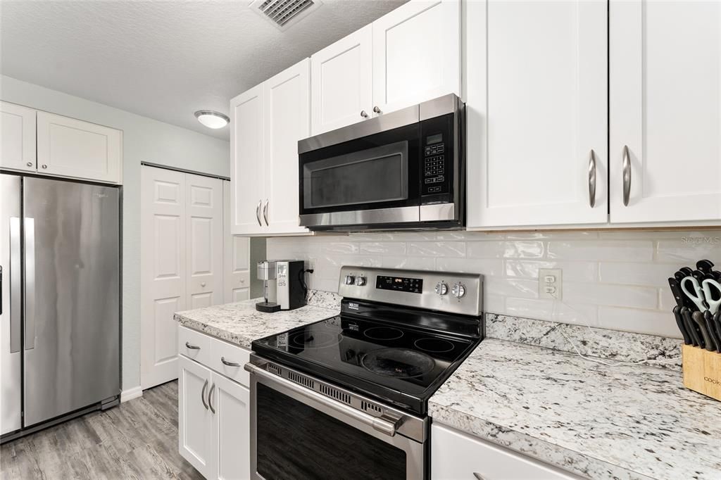 待售: $214,900 (3 贝兹, 2 浴室, 1086 平方英尺)