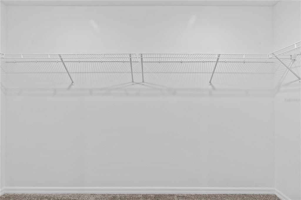 На продажу: $305,000 (4 спален, 2 ванн, 1879 Квадратных фут)