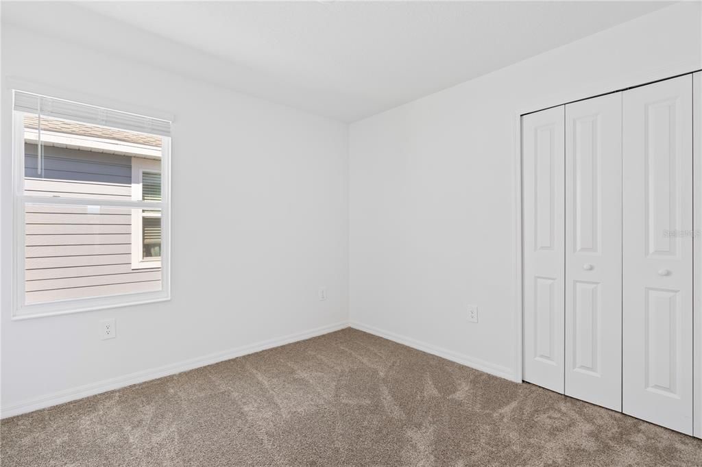 На продажу: $305,000 (4 спален, 2 ванн, 1879 Квадратных фут)