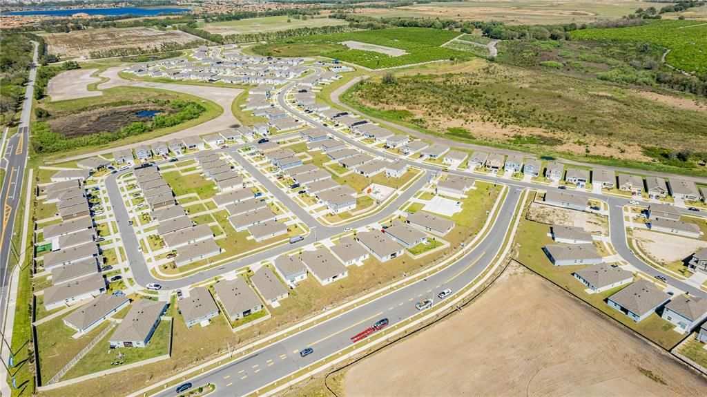 На продажу: $305,000 (4 спален, 2 ванн, 1879 Квадратных фут)