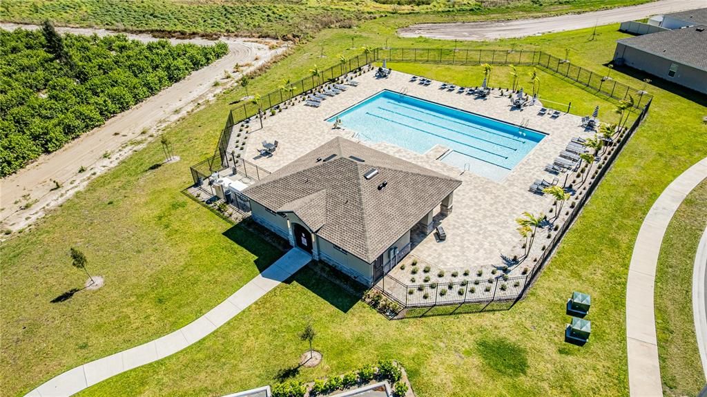 На продажу: $305,000 (4 спален, 2 ванн, 1879 Квадратных фут)