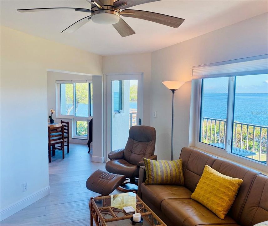 For Rent: $5,000 (2 beds, 2 baths, 830 Square Feet)