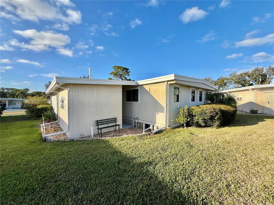 For Sale: $89,000 (2 beds, 2 baths, 1200 Square Feet)