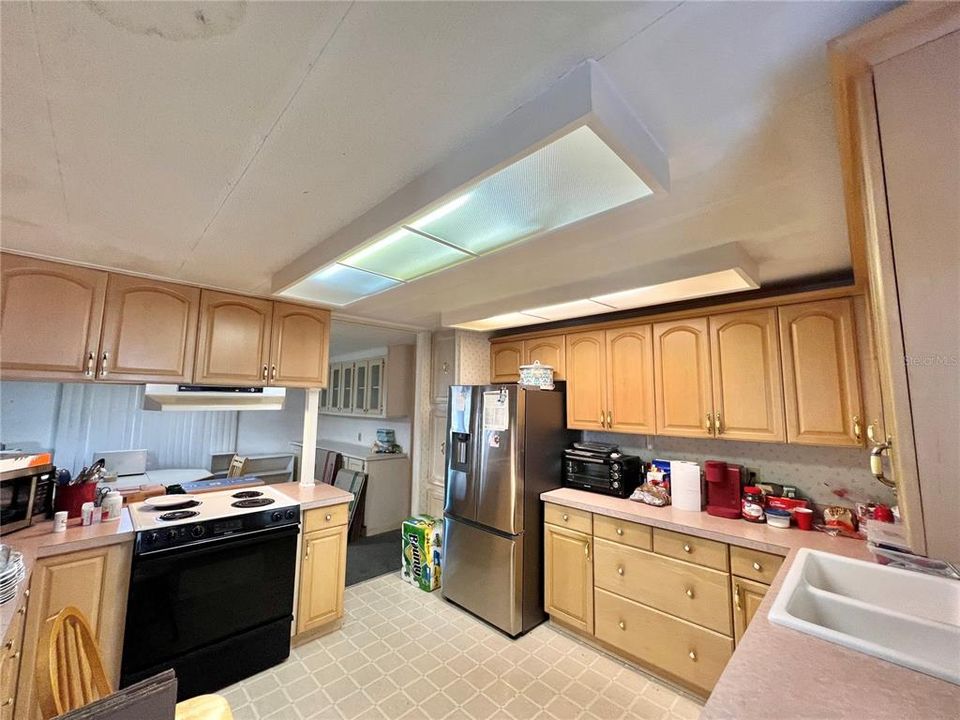 For Sale: $89,000 (2 beds, 2 baths, 1200 Square Feet)