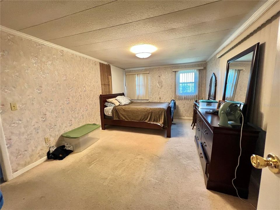 For Sale: $89,000 (2 beds, 2 baths, 1200 Square Feet)