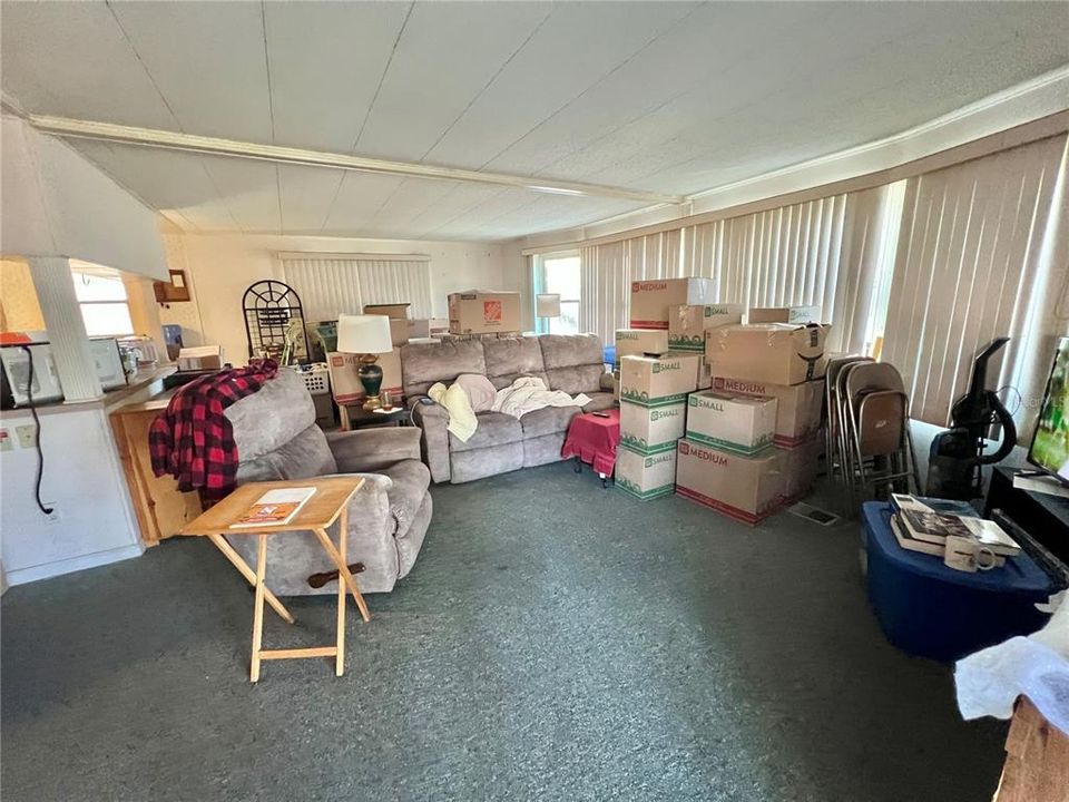 For Sale: $89,000 (2 beds, 2 baths, 1200 Square Feet)