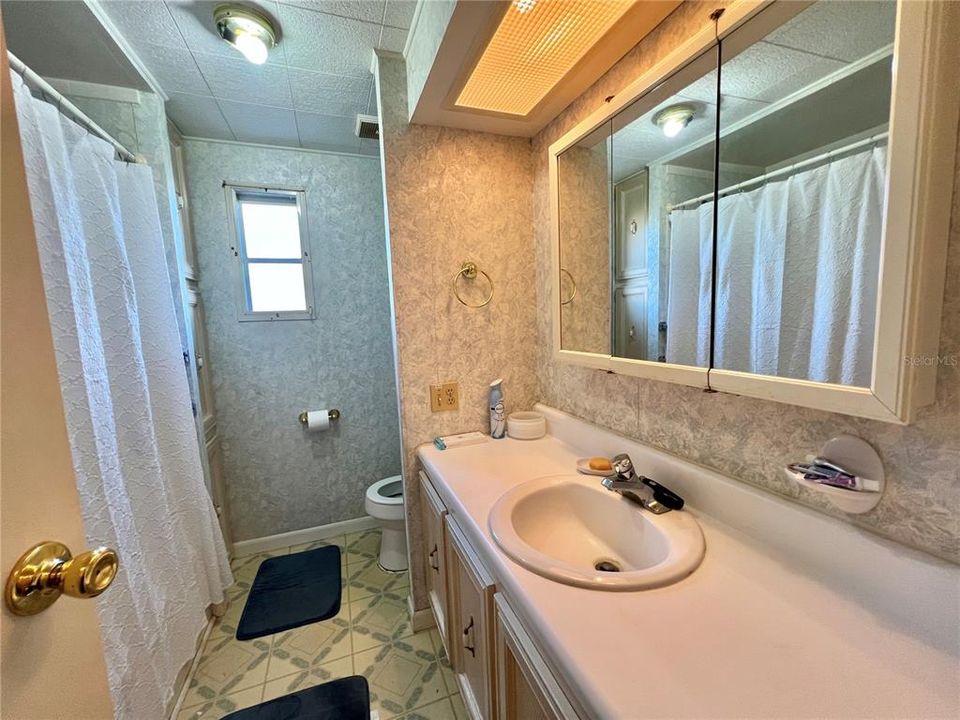 For Sale: $89,000 (2 beds, 2 baths, 1200 Square Feet)