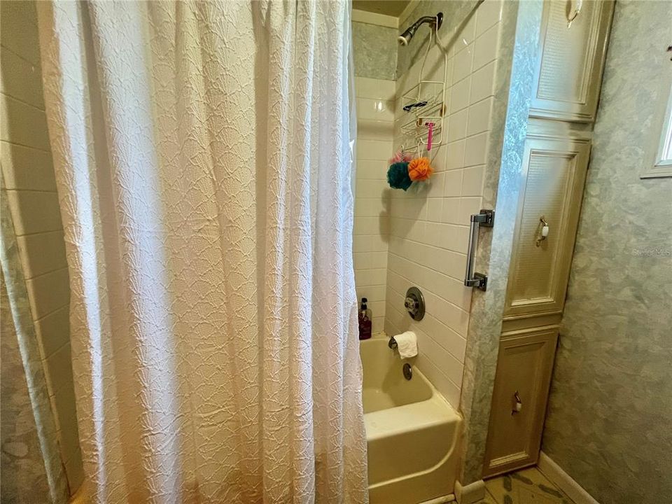 For Sale: $89,000 (2 beds, 2 baths, 1200 Square Feet)