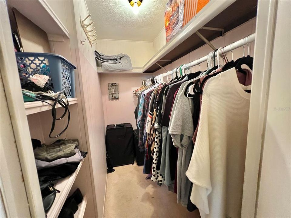 For Sale: $89,000 (2 beds, 2 baths, 1200 Square Feet)